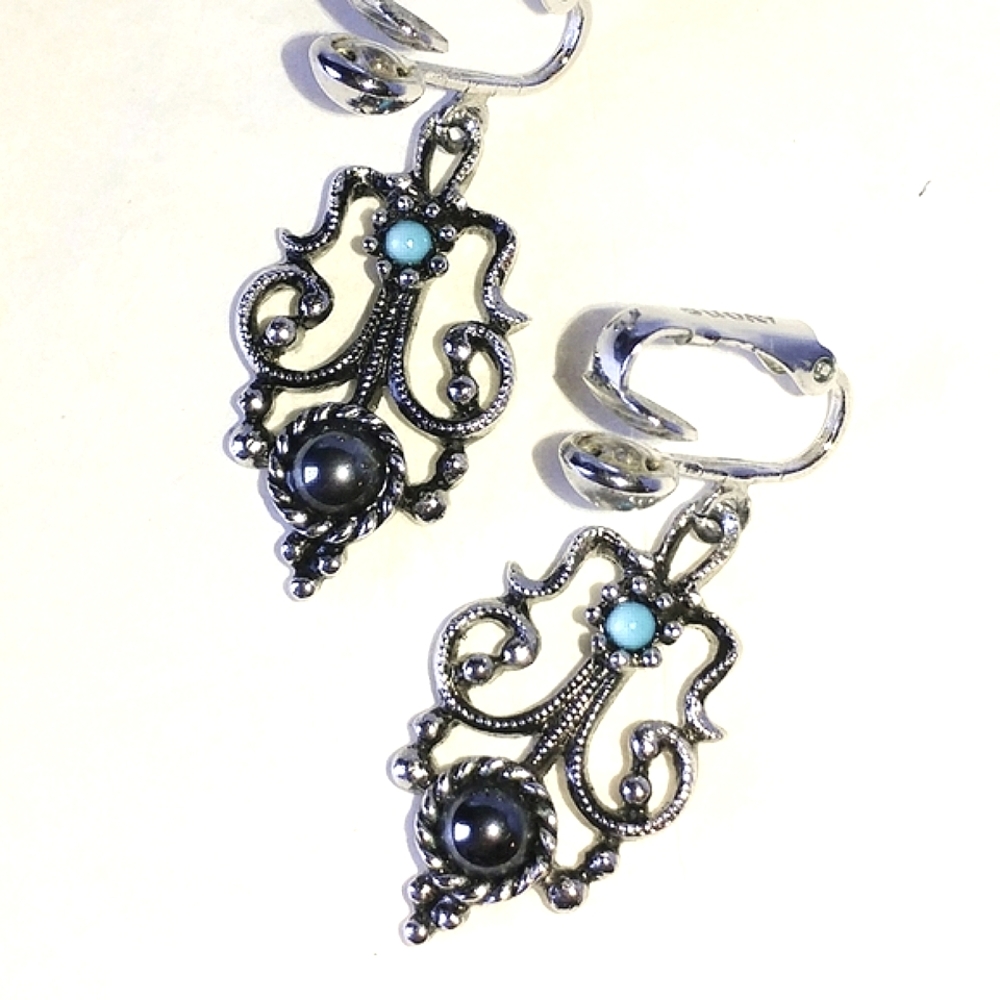 AVON MIRABELLA SET - VINTAGE FAUX TURQUOISE & HEMATITE NECKLACE & EARRINGS - Picture 5 of 11